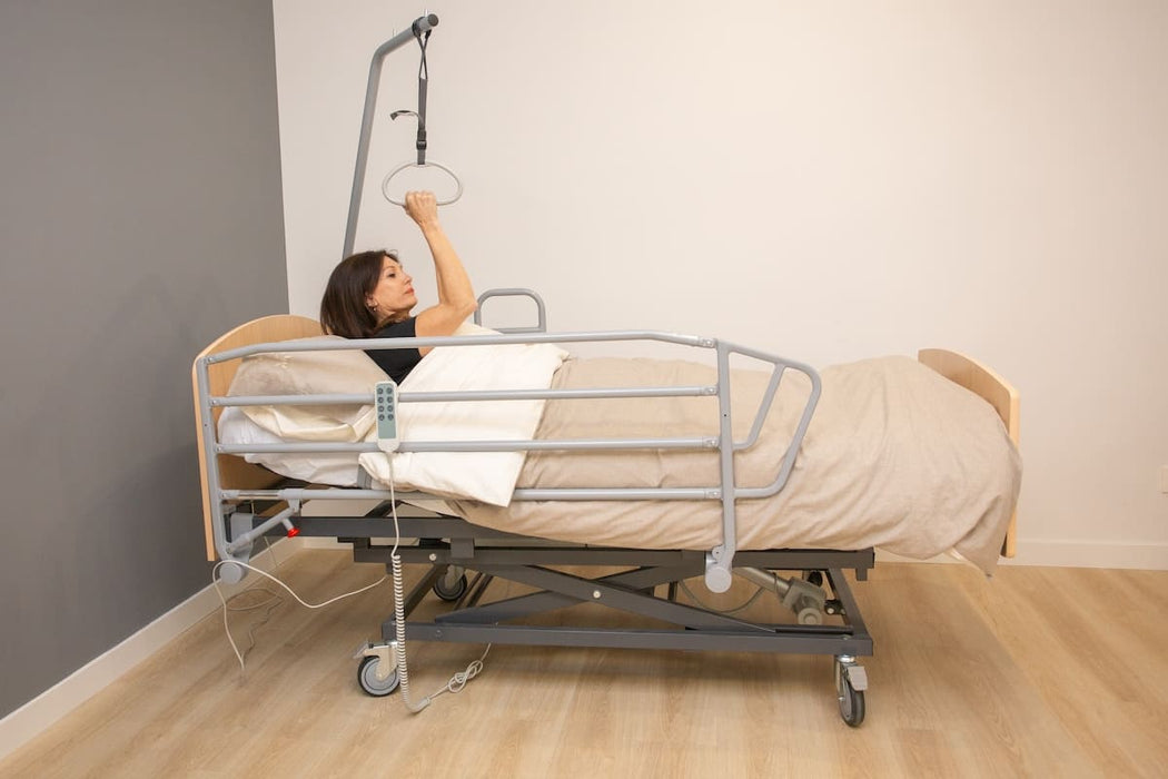 Cama articulada eléctrica de somier 90cm + colchón viscoelástico + cabecero + piecero + carro elevador + barandillas plegables