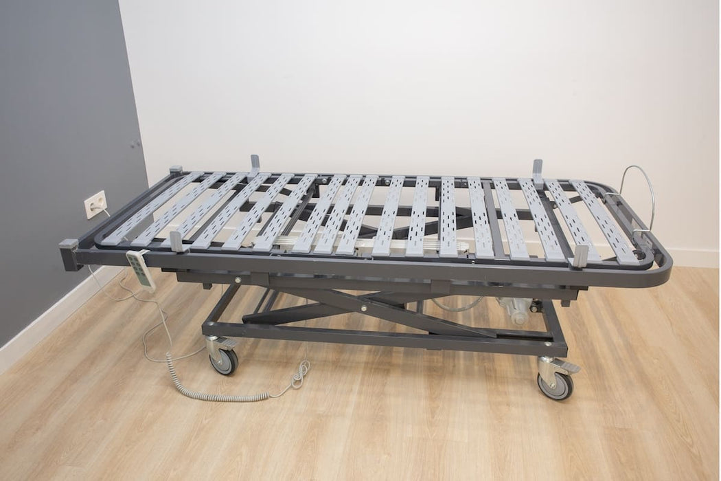 Cama articulada sanitaria eléctrica para carro elevador 38 a 80cm y somier de pvc