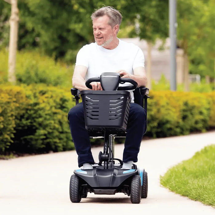 Scooter eléctrico desmontable para transporte con asiento giratorio 360º