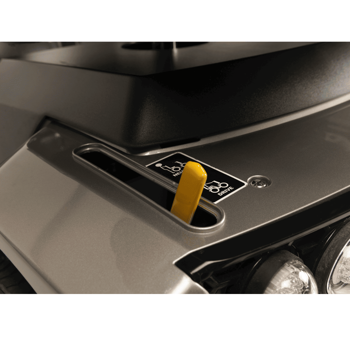 Scooter eléctrico de 4 ruedas deportivas, conexión USB y reposa cabezas