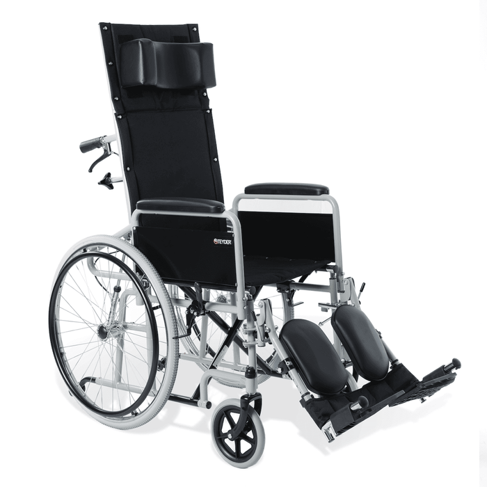 Silla de ruedas con respaldo reclinable y reposapiés elevables con tapizado de Nylon