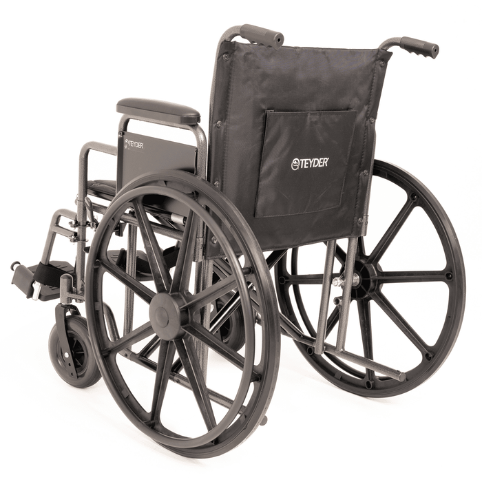 Silla de ruedas bariátrica de hasta 204kg autopropulsable con ruedas macizas