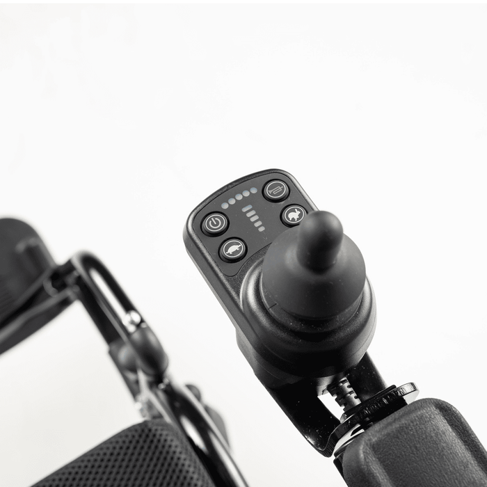 Silla Ilca eléctrica plegable ultra ligera perfecta para movilidad interior por tener un ancho de 55cm