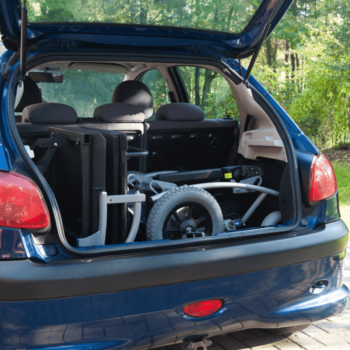 Silla de ruedas eléctrica tracción trasera con respaldo reclinable fácil de transportar