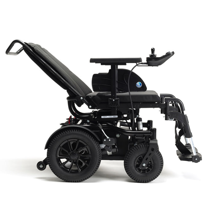 Silla de ruedas electrónica de máxima maniobrabilidad para espacios reducidos con tracción trasera