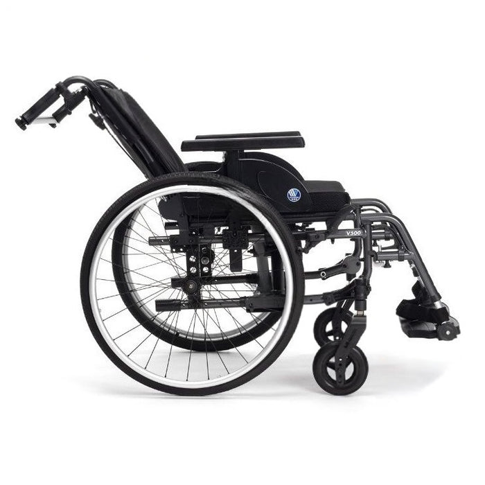 Silla de ruedas auto propulsable con respaldo reclinable 30º