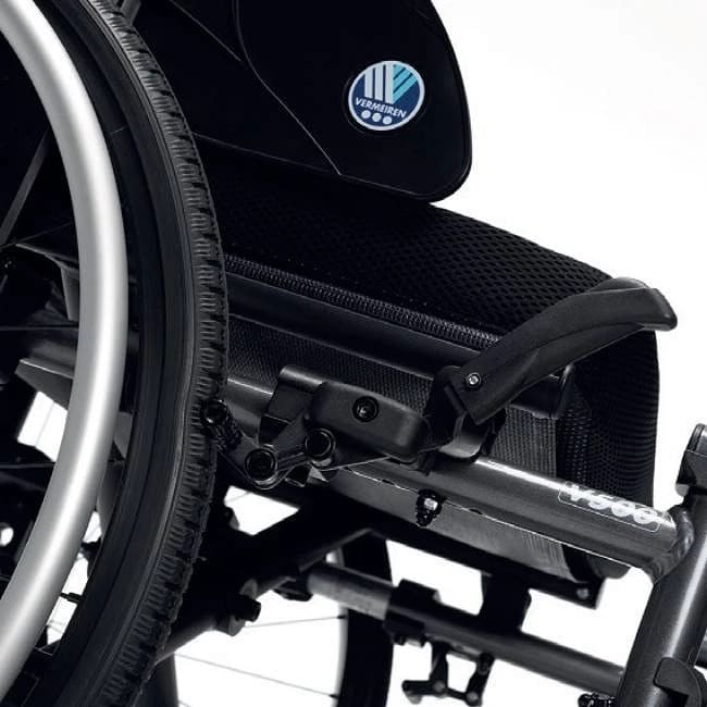 Silla de ruedas ligera de 16kg plegable ideal para la vida diaria