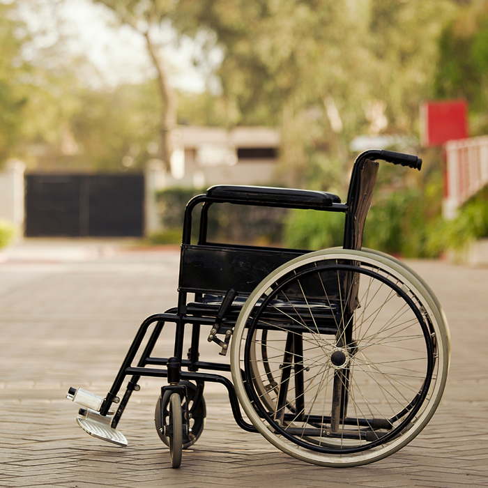 Una silla de ruedas manual para exteriores