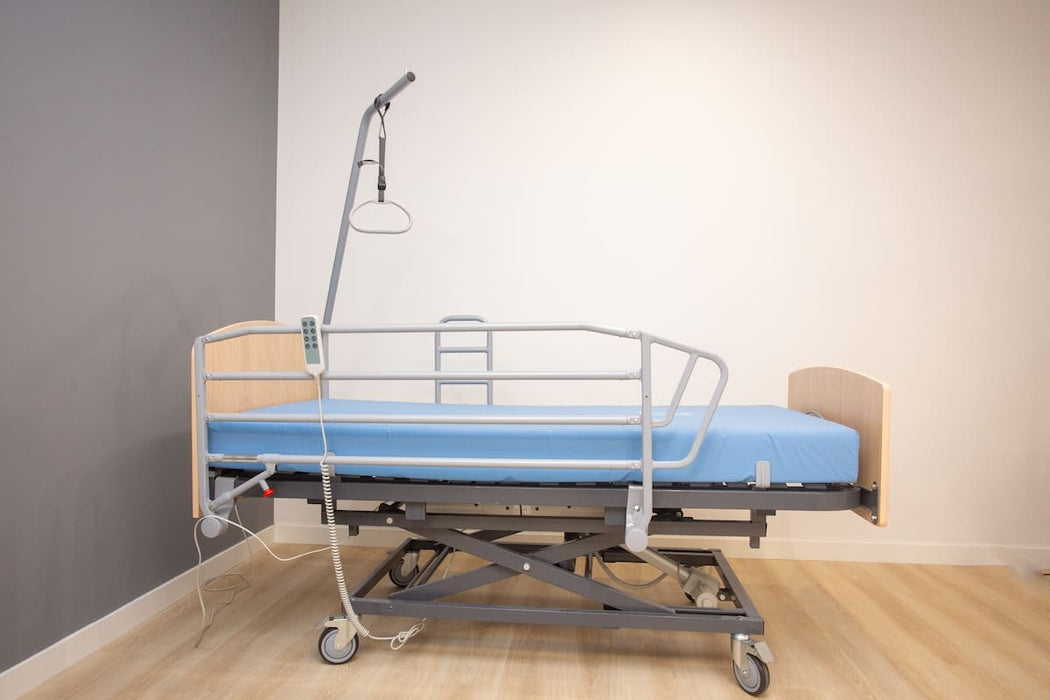 Cama articulada plus eléctrica de somier 90cm + cabecero + piecero + carro elevador + barandillas plegables