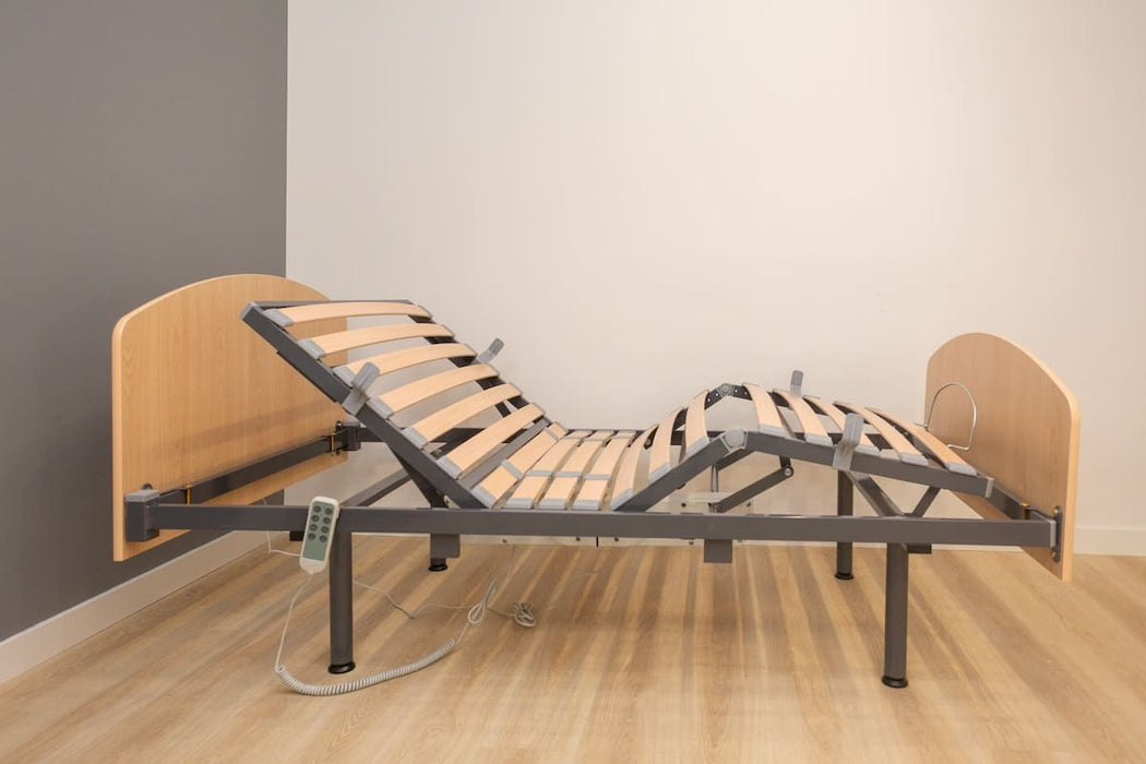 Cama articulada eléctrica de somier 105cm y colchón viscoelástico + cabecero + piecero + patas niveladoras + barandillas plegables