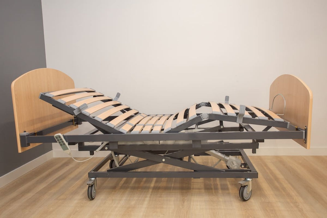 Cama articulada eléctrica de somier 105cm + colchón PU + cabecero + piecero + carro elevador + barandillas plegables